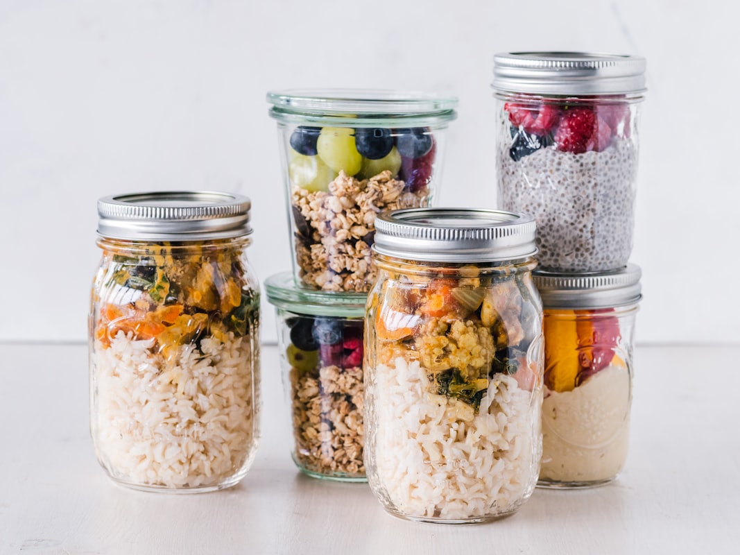 Yogurt greco con granola e miele